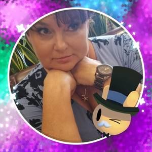 Meet your Posher, Cynthia